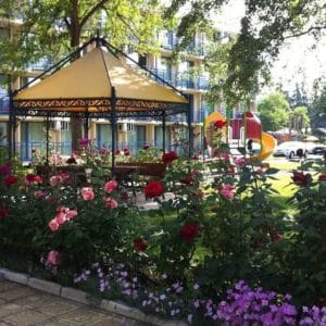 беседка и детска площадка на открито в хотел Плиска, Слънчев бряг